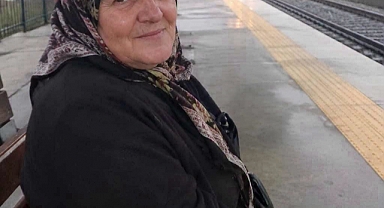 Annem 30 Yıl Boyunca Her Pazar
