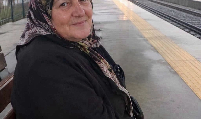 Annem 30 Yıl Boyunca Her Pazar
